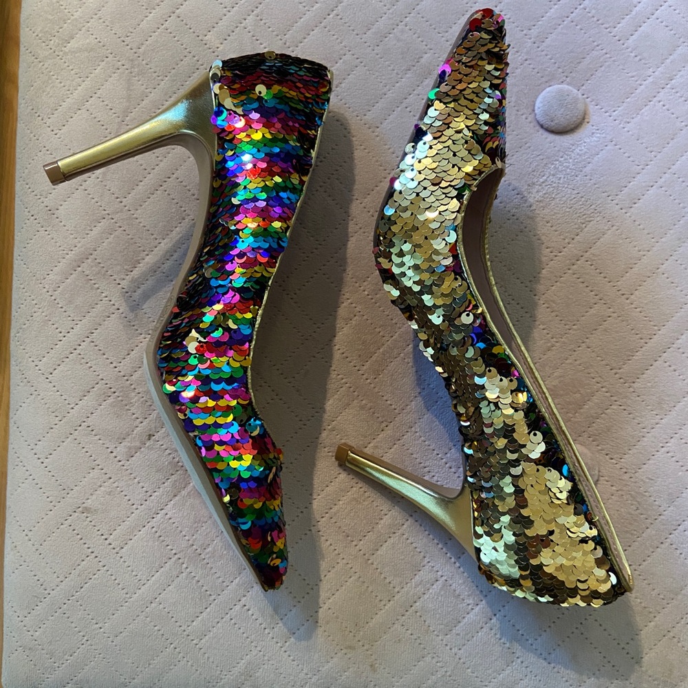 Chinese Laundry leather heels with sparkly flippable sequins - size 6 - …